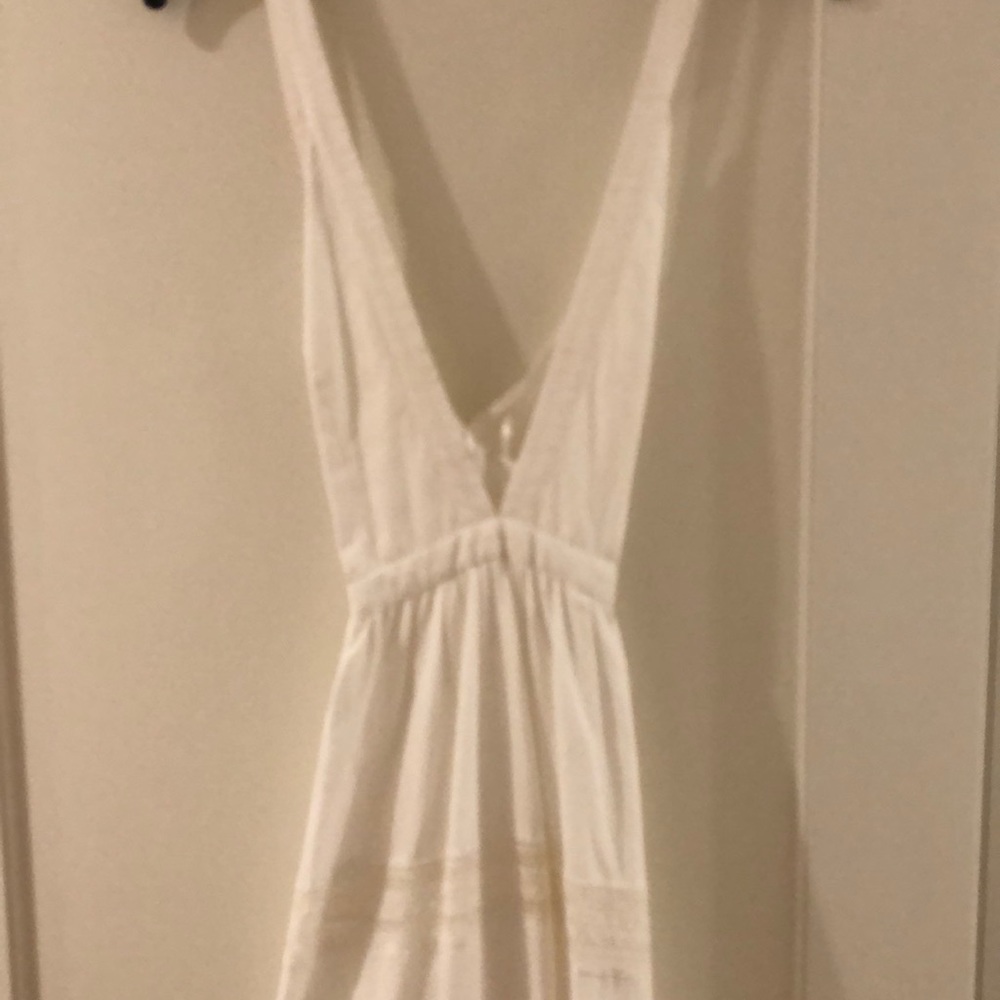 The Jetset Diaries white lace maxi dress - Picture 7 of 7